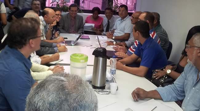 Imagem de Bahia: Conciliação entre rodoviários e patrões termina sem acordo